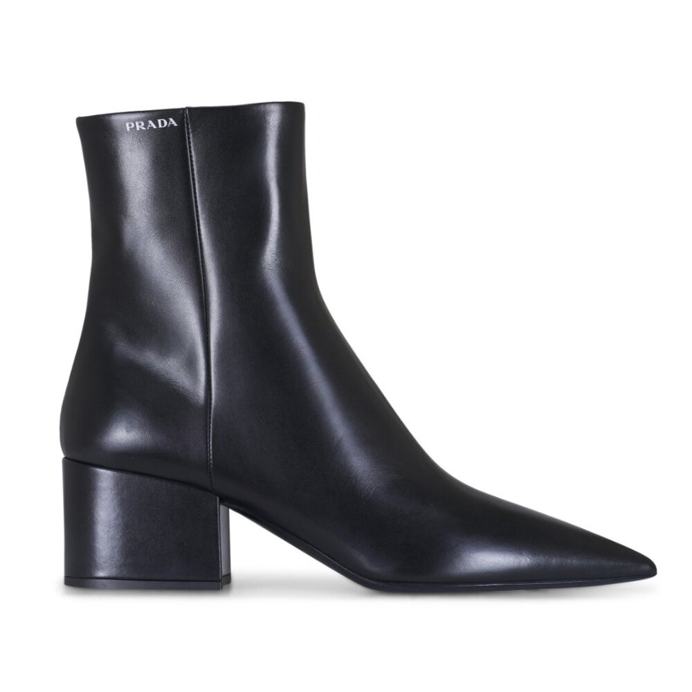 Prada Stivali Black Leather Pointed Toe Ankle Boot, 55mm